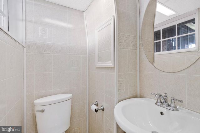 6424 2ND PL NW, Washington, DC 20012