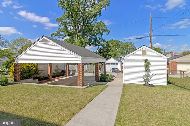 6424 2ND PL NW, Washington, DC 20012