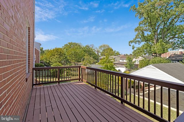 6424 2ND PL NW, Washington, DC 20012