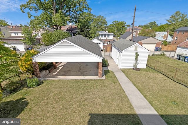6424 2ND PL NW, Washington, DC 20012