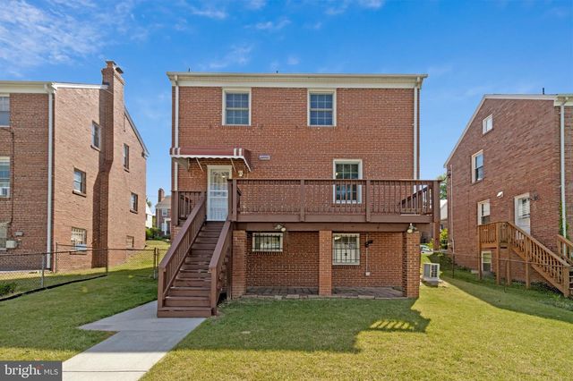 6424 2ND PL NW, Washington, DC 20012