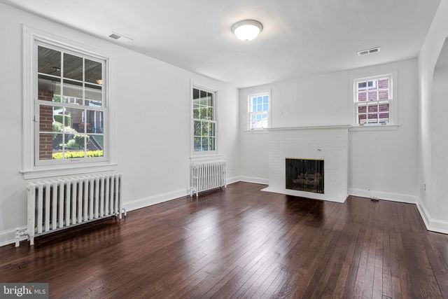 6424 2ND PL NW, Washington, DC 20012