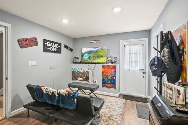 5 Hawthorne Circle, Northborough, MA 01532