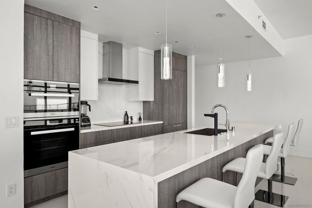 550 Front Street 1708, San Diego, CA 92101