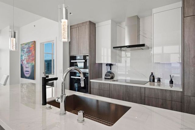 550 Front Street 1708, San Diego, CA 92101