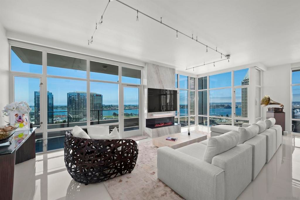 550 Front Street 1708, San Diego, CA 92101
