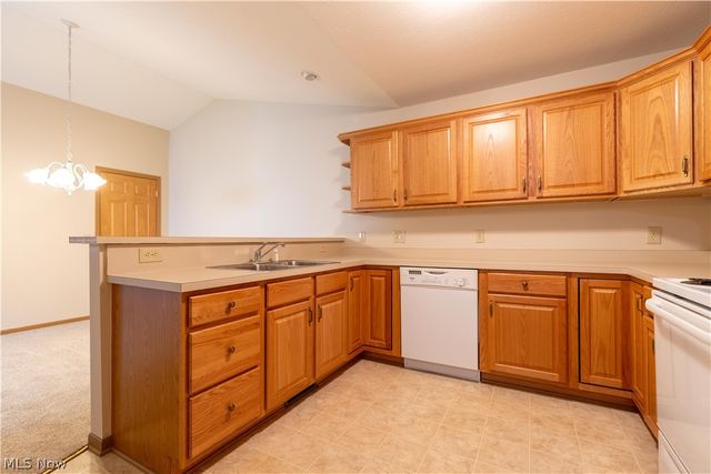 2450 Wright State Drive SE, Massillon, OH 44646