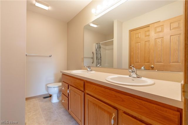 2450 Wright State Drive SE, Massillon, OH 44646