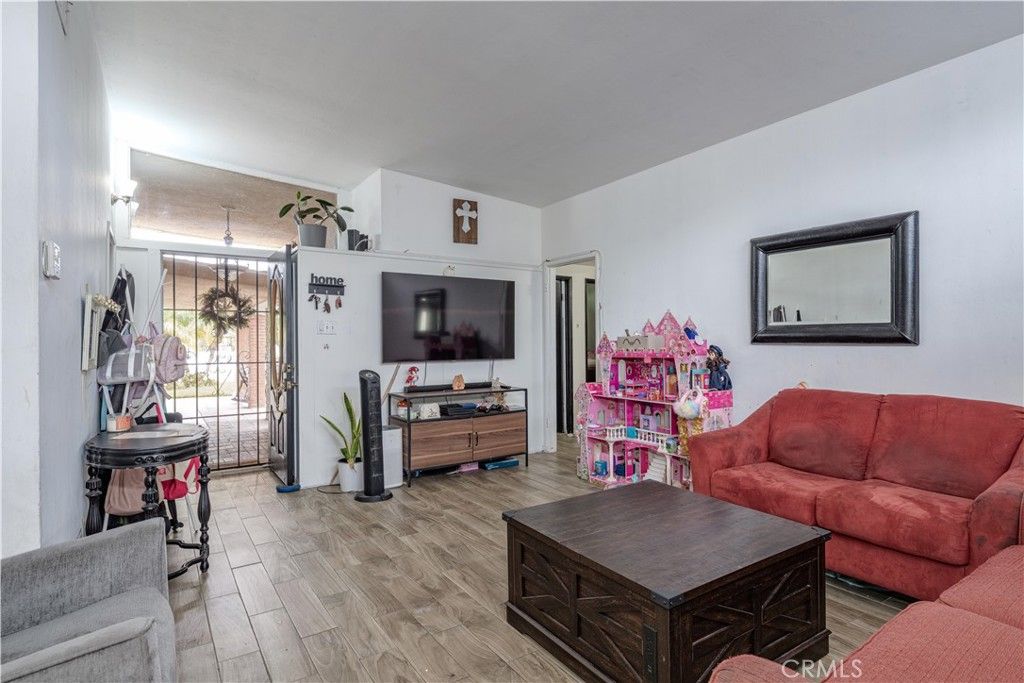 2333 S Shelton Street, Santa Ana, CA 92707 — photo 4