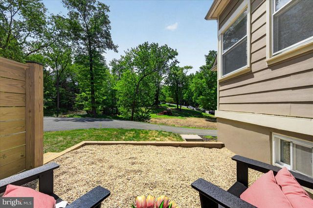 4448 W BRADDOCK RD, Alexandria, VA 22304