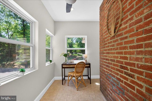 4448 W BRADDOCK RD, Alexandria, VA 22304