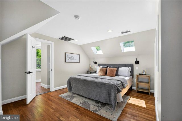 4448 W BRADDOCK RD, Alexandria, VA 22304