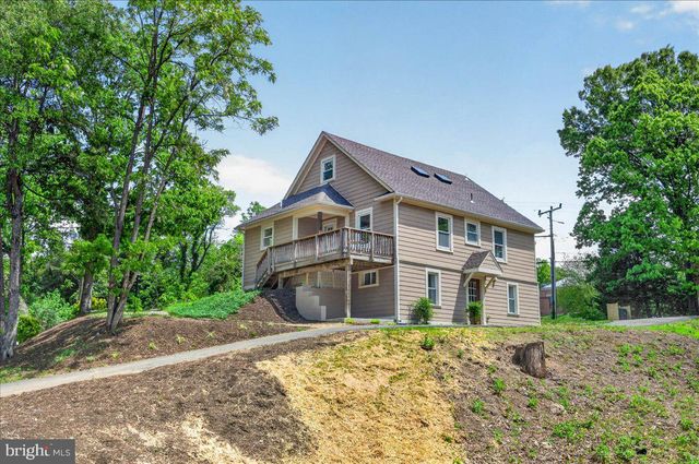 4448 W BRADDOCK RD, Alexandria, VA 22304