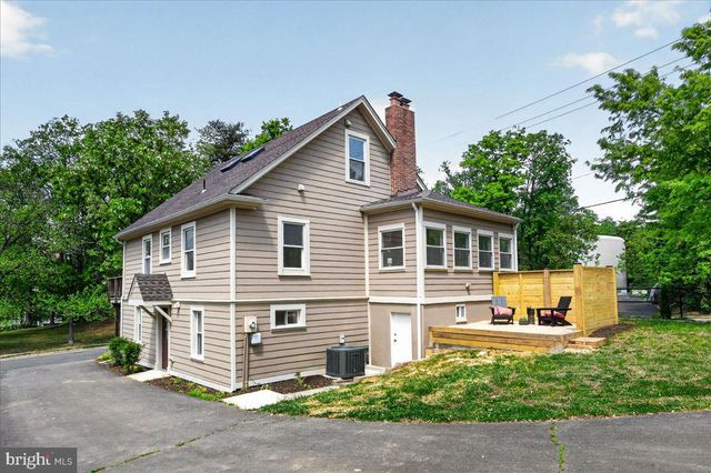 4448 W BRADDOCK RD, Alexandria, VA 22304