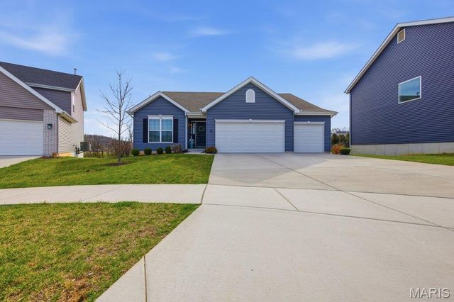 721 Creek View Drive, Fenton, MO 63026