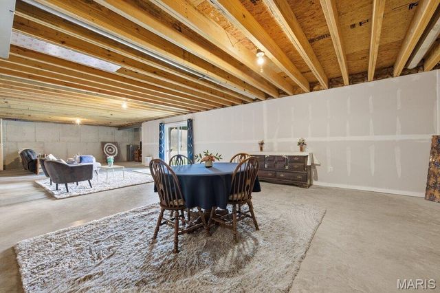 721 Creek View Drive, Fenton, MO 63026