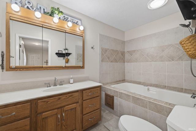 5400 S Harmony Road, Bloomington, IN 47403