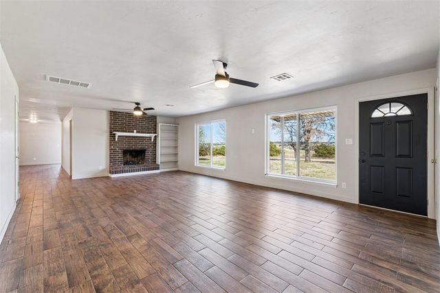 1101 N Douglas Boulevard, Guthrie, OK 73044