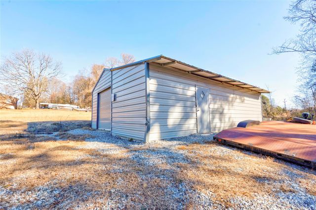 707 S 6th Street, Bessemer City, NC 28016