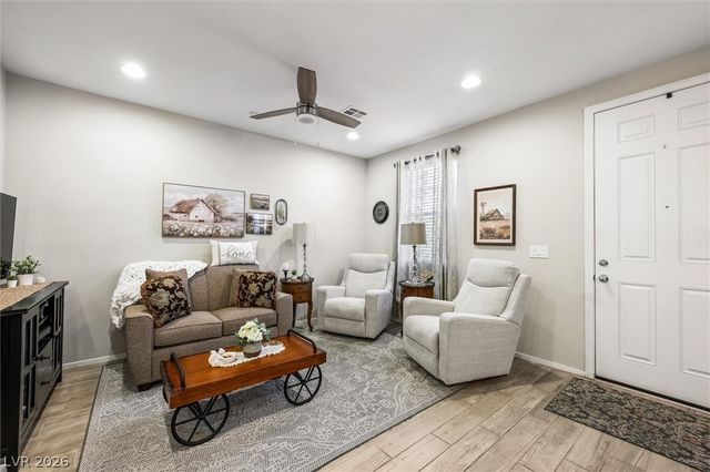 752 Sleeping City Avenue, Henderson, NV 89015