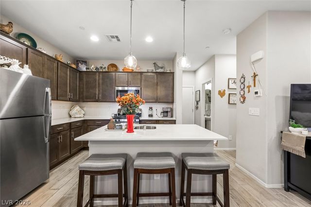 752 Sleeping City Avenue, Henderson, NV 89015