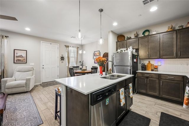 752 Sleeping City Avenue, Henderson, NV 89015