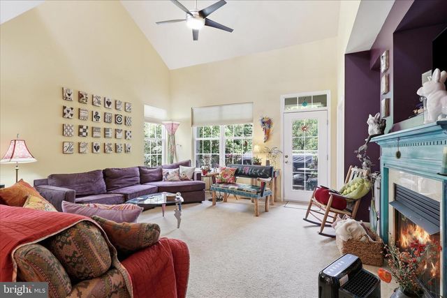 9411 PRIMROSE LN, Manassas Park, VA 20111