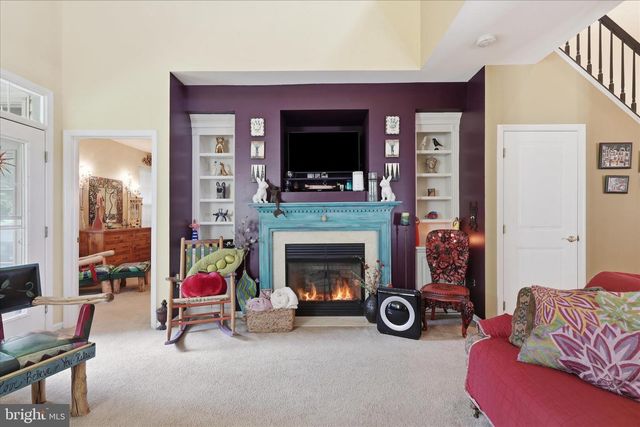 9411 PRIMROSE LN, Manassas Park, VA 20111