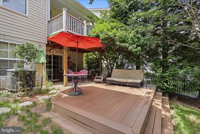9411 PRIMROSE LN, Manassas Park, VA 20111
