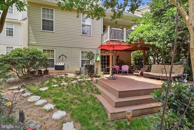 9411 PRIMROSE LN, Manassas Park, VA 20111