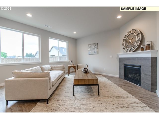 10228 Se HORNADAY Ave 377, Happy Valley, OR 97086