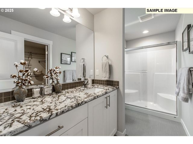 10228 Se HORNADAY Ave 377, Happy Valley, OR 97086