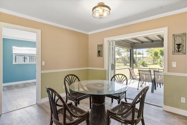 4216 1st CT, Cape Coral, FL 33904