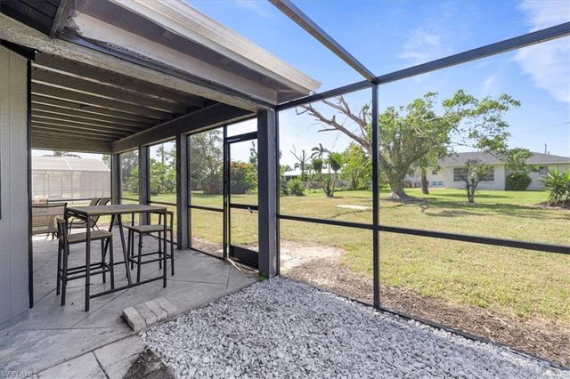 4216 1st CT, Cape Coral, FL 33904