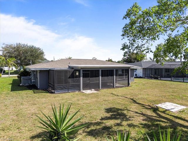 4216 1st CT, Cape Coral, FL 33904