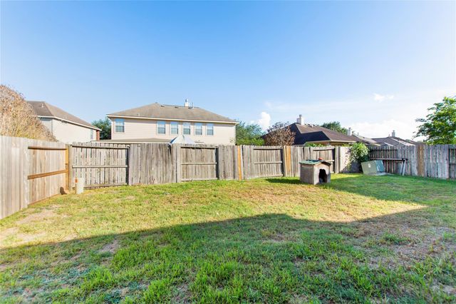 5310 Meadow Canyon Drive, Sugar Land, TX 77479