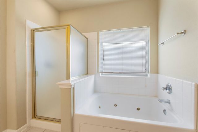 5310 Meadow Canyon Drive, Sugar Land, TX 77479