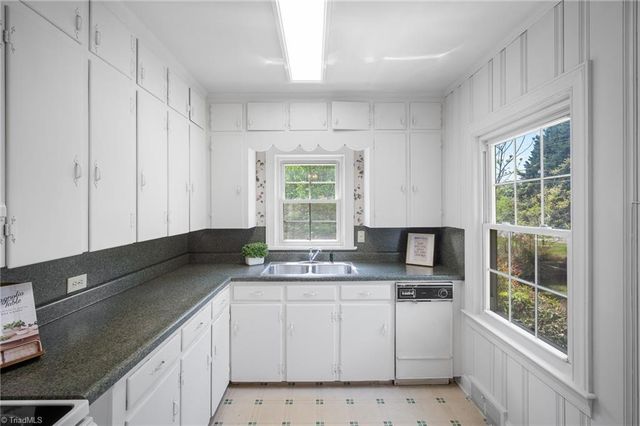 1501 Jubilee Trail, Kernersville, NC 27284