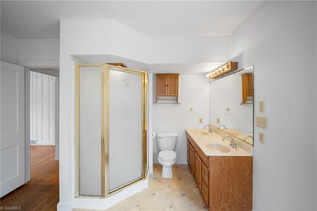 1501 Jubilee Trail, Kernersville, NC 27284