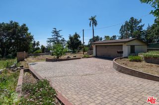 1212 E Palm Street, Altadena, CA 91001