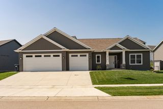 1676 Brandt Drive NE, Byron, MN 55920