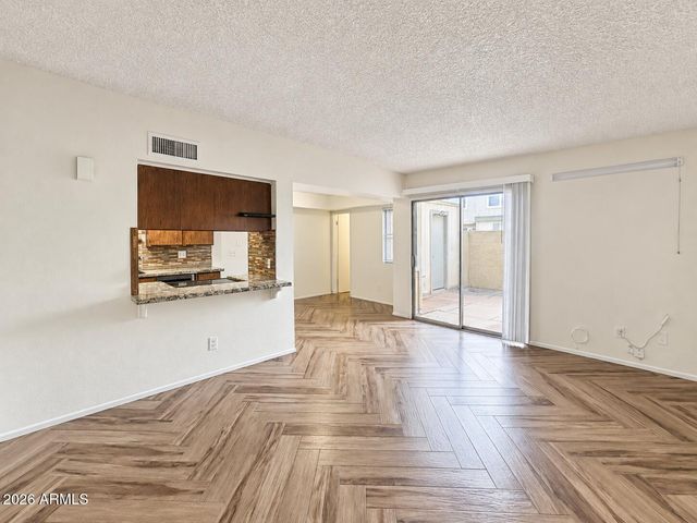 5934 N 48TH Lane, Glendale, AZ 85301
