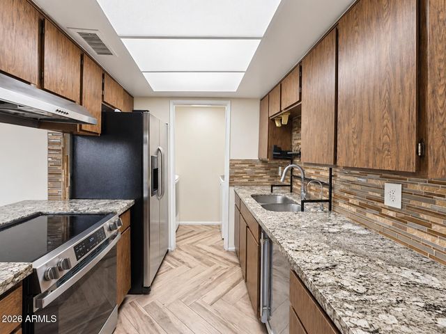 5934 N 48TH Lane, Glendale, AZ 85301