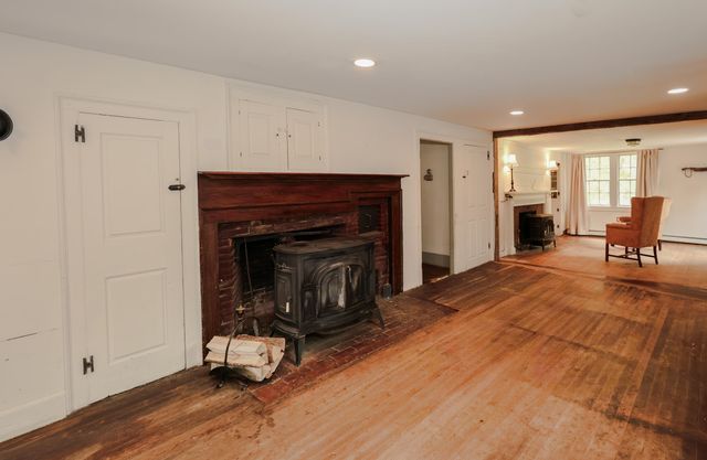 301 Tiffany Hill Road, Weare, NH 03281