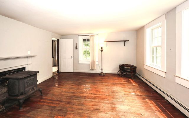 301 Tiffany Hill Road, Weare, NH 03281
