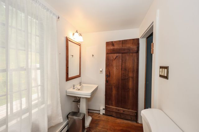 301 Tiffany Hill Road, Weare, NH 03281