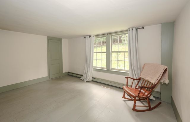 301 Tiffany Hill Road, Weare, NH 03281