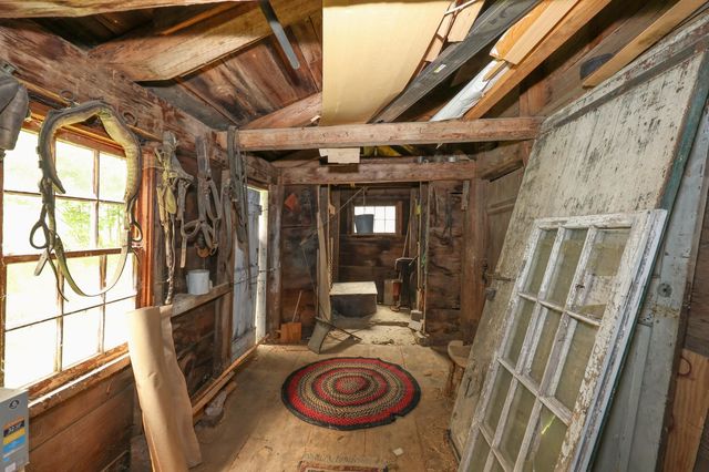 301 Tiffany Hill Road, Weare, NH 03281
