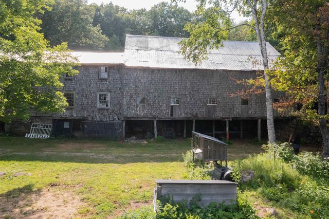 301 Tiffany Hill Road, Weare, NH 03281