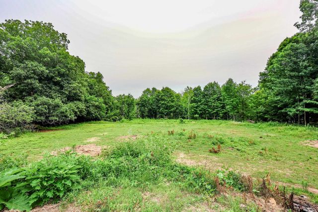 301 Tiffany Hill Road, Weare, NH 03281